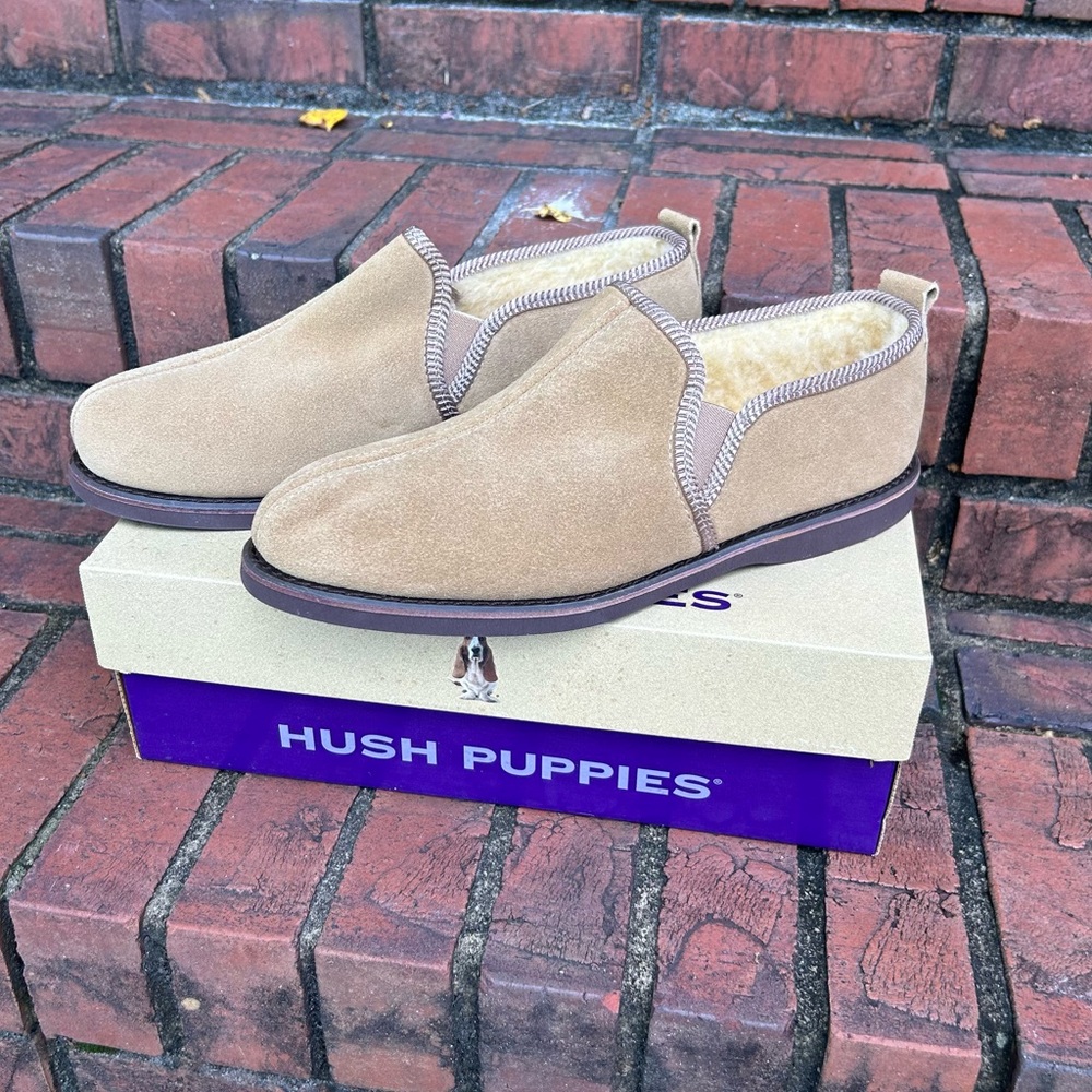 HUSH PUPPIES Men’s size 10 Fur Lined Slippers NEW IN BOX!!